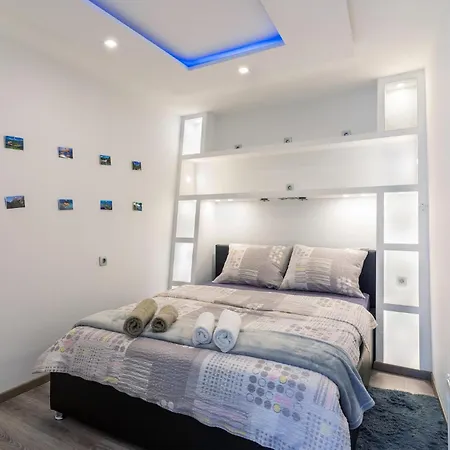 Apartman 1 Bedroom Beautiful In Bakar